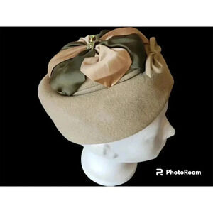 Vintage 50s 60s Felt & Satin Pillbox Hat w/ Aurora Borealis